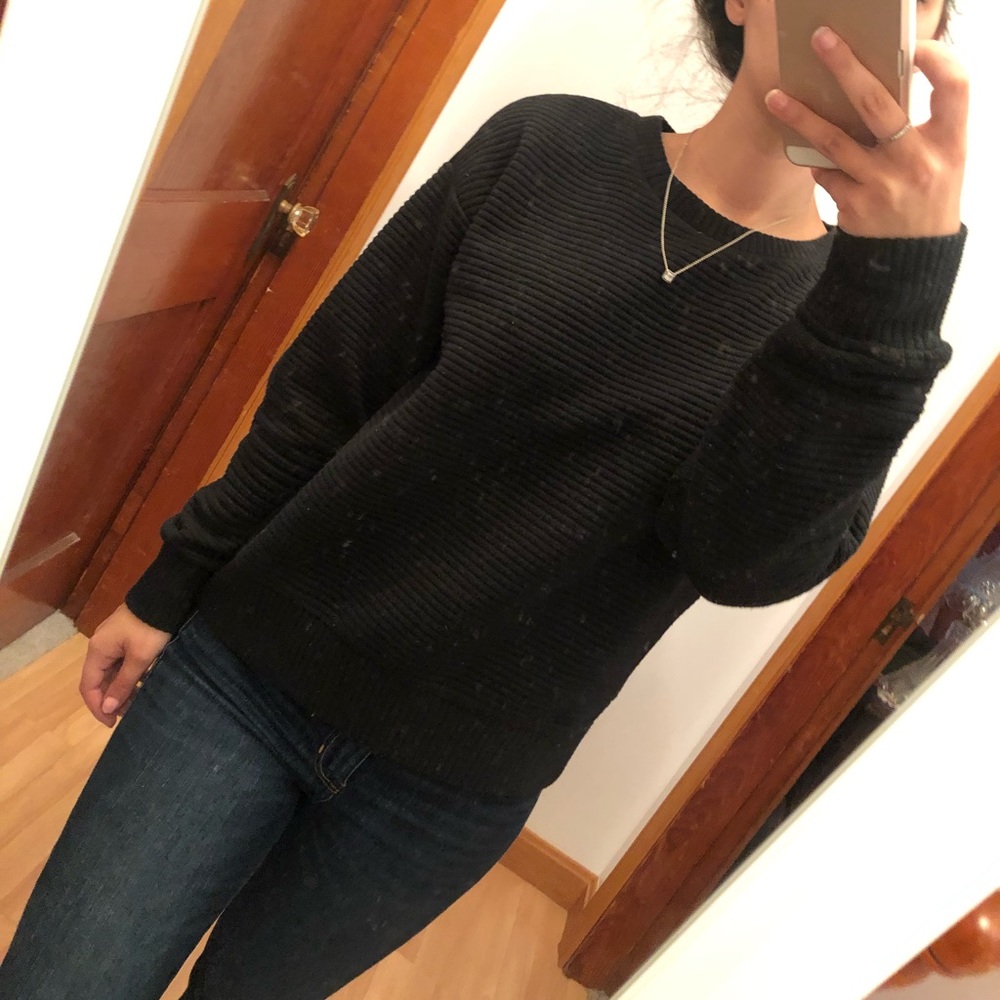 ▪️FINAL SALE 2/5▪️ Hollister Sweater